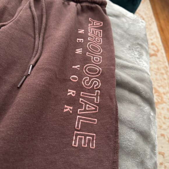 EUC Aeropostale Two Piece Brown Sweatsuit Rose Gold Logos Sz M - Picture 9 of 11